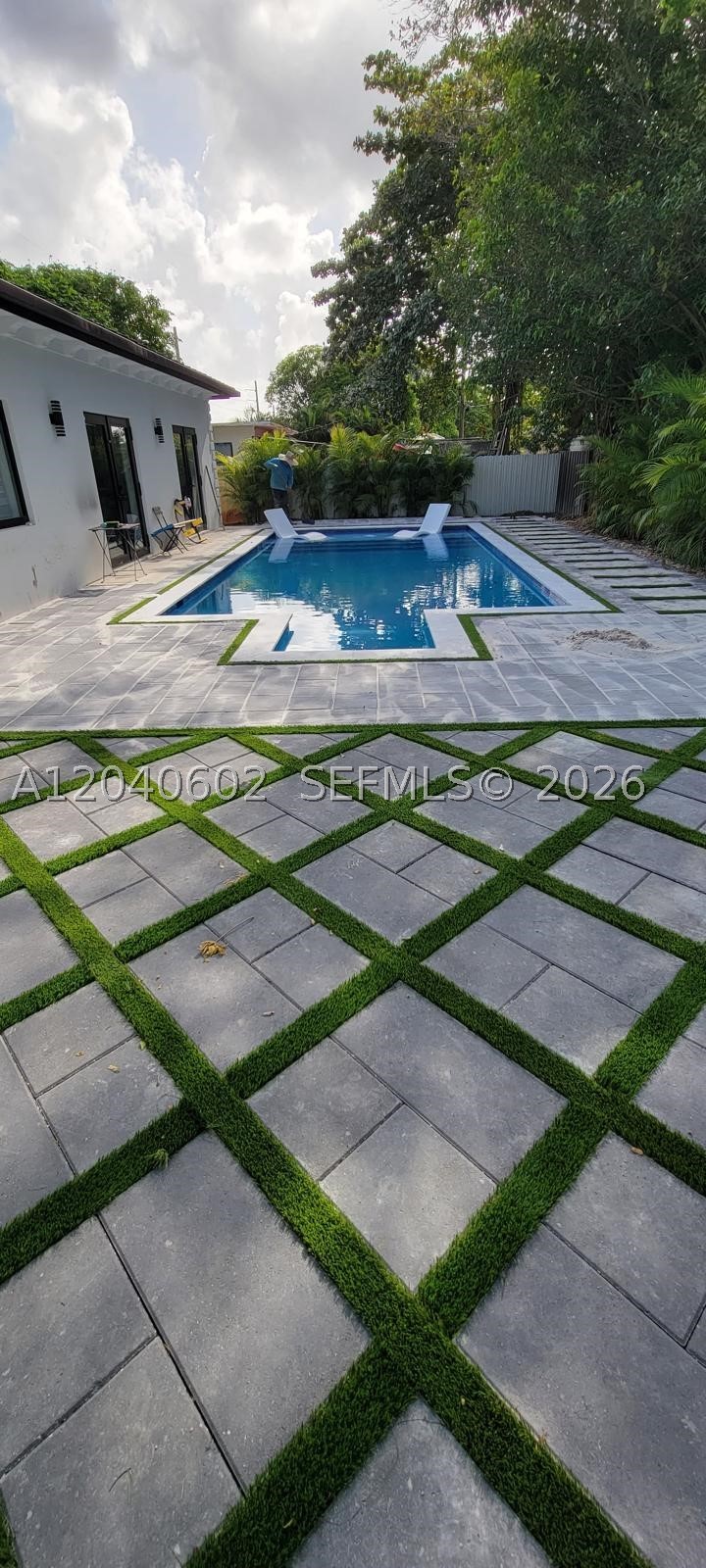5901 SW 64th St South Miami, FL 33143