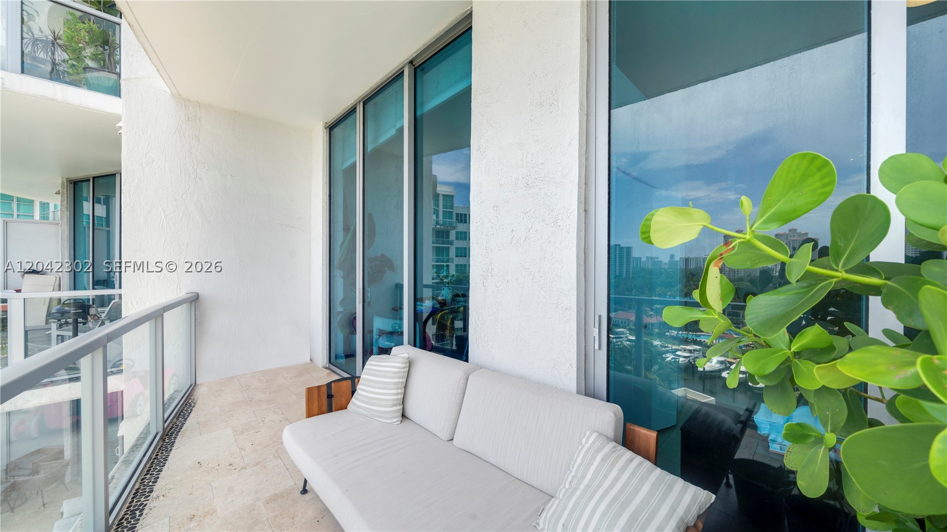 image Uptown Marina Lofts9
