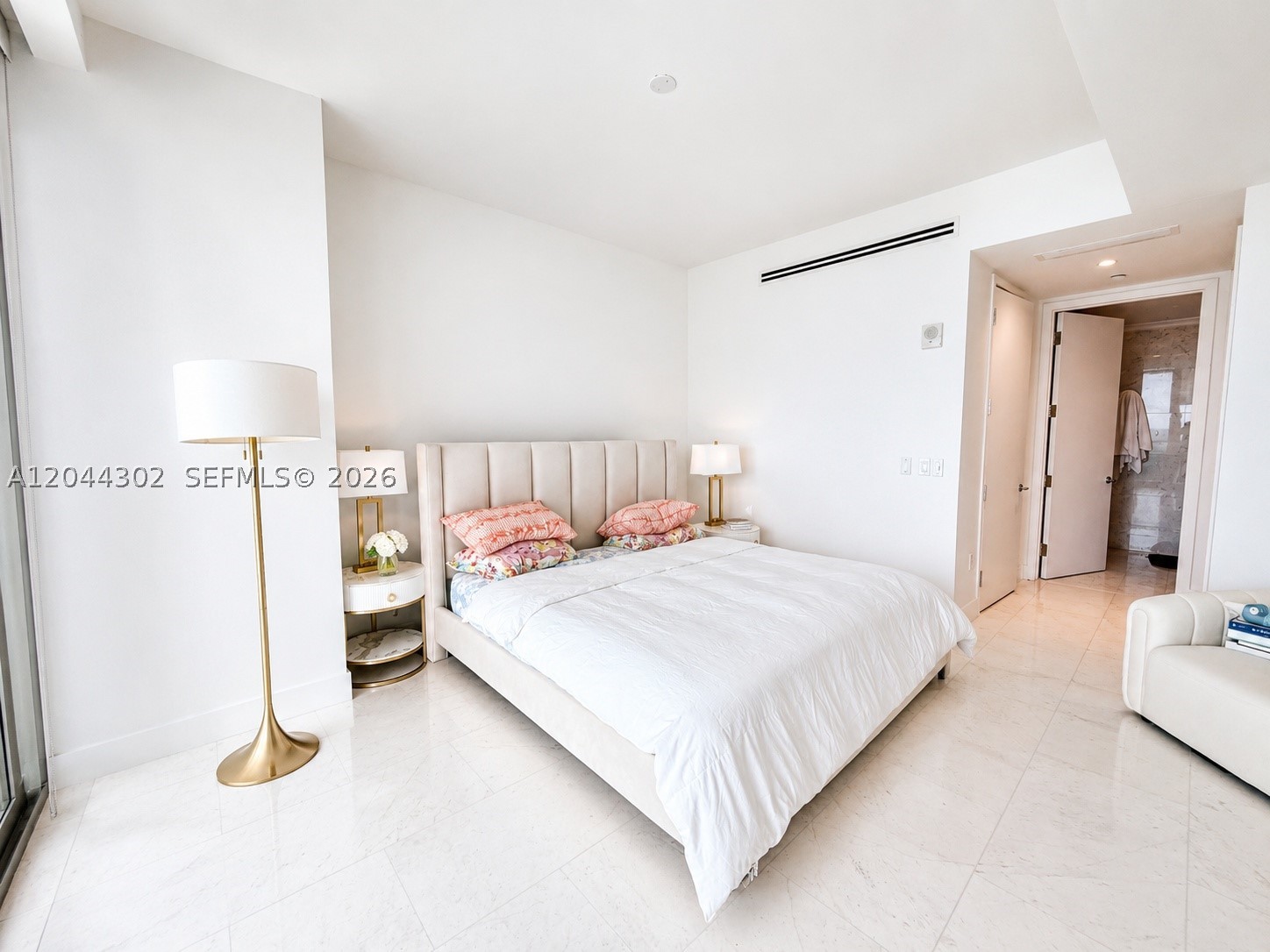 15701 Collins Ave #1703 Sunny Isles Beach, FL 33160
