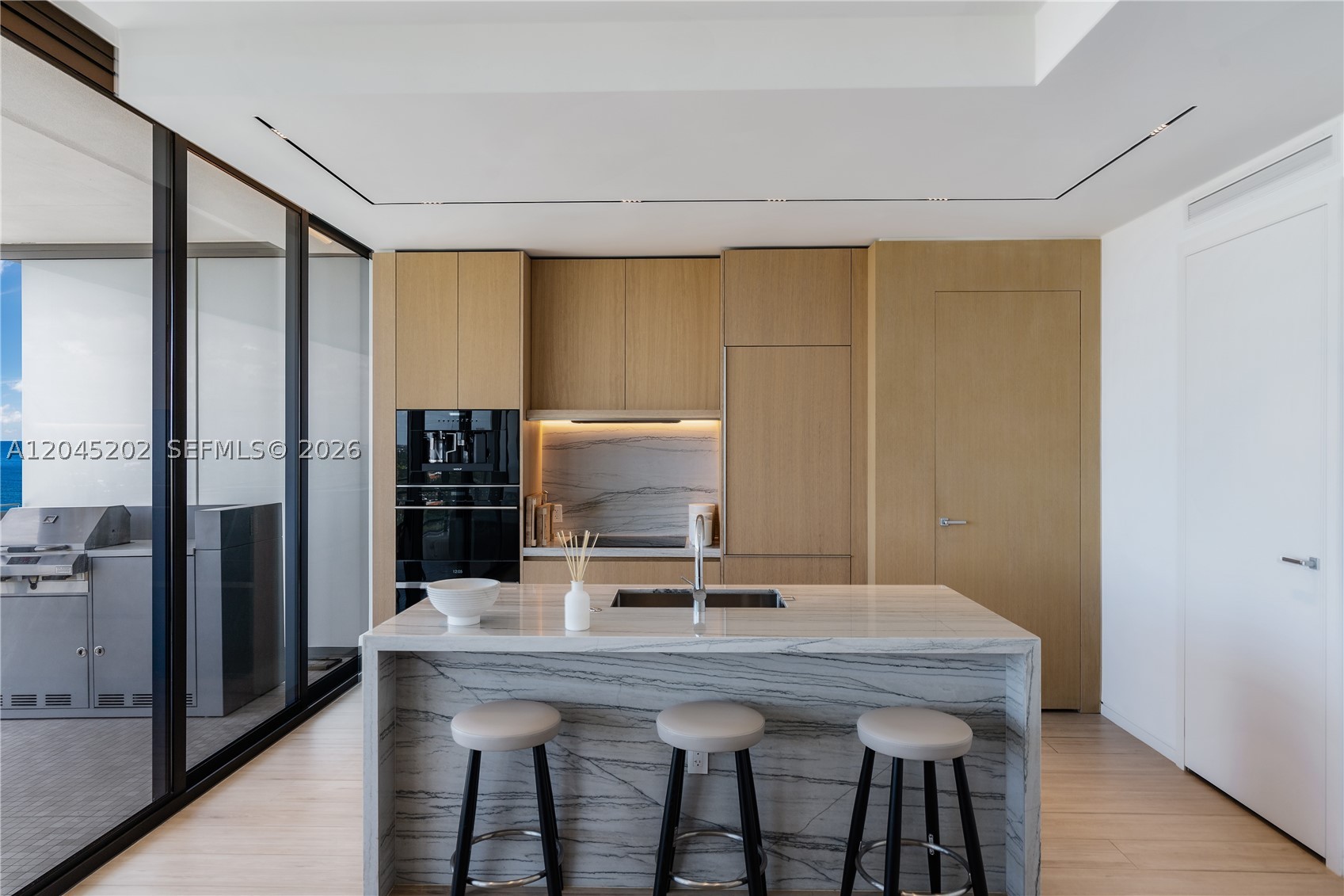 8701 Collins Ave #1103 Miami Beach, FL 33154