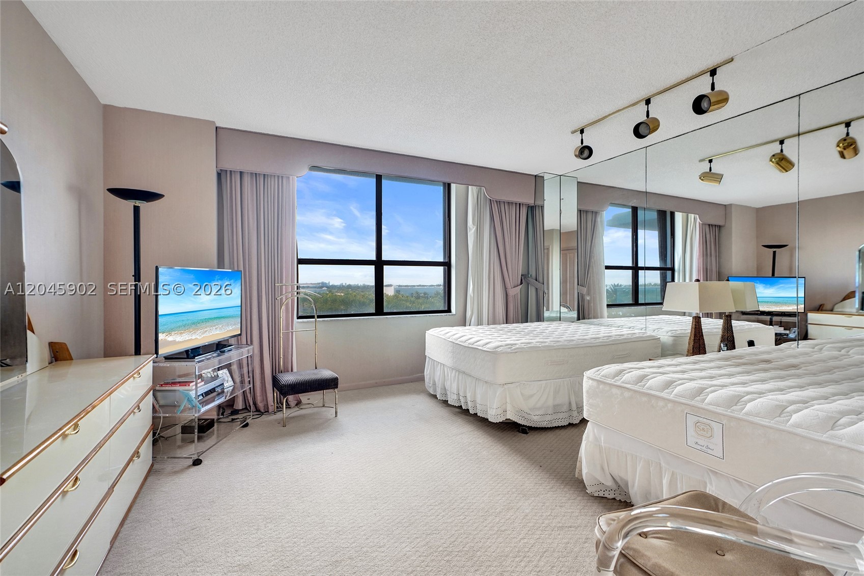 9801 Collins Ave #8S Bal Harbour, FL 33154