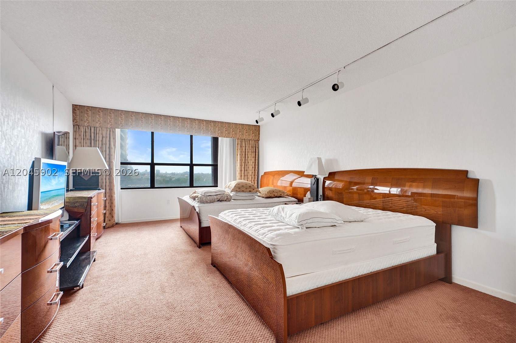 9801 Collins Ave #8S Bal Harbour, FL 33154