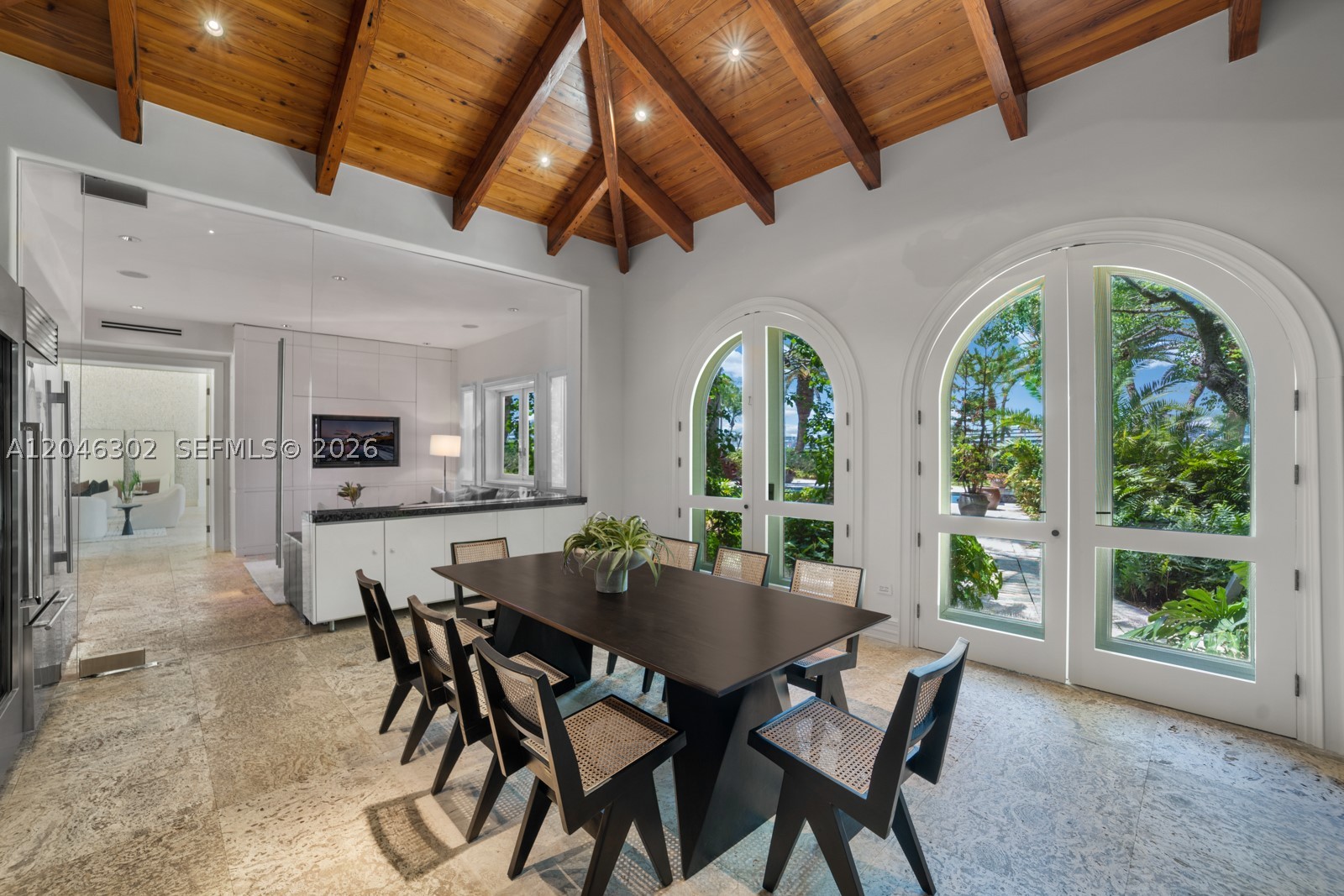 16 Palm Ave Miami Beach, FL 33139