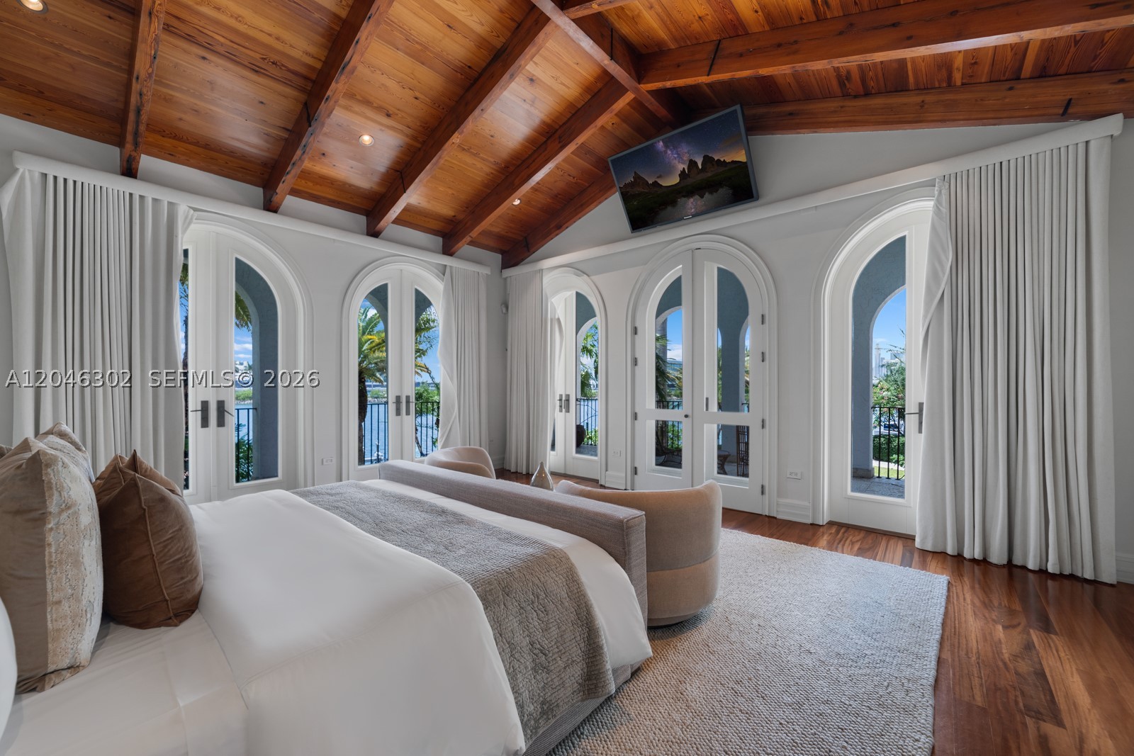 16 Palm Ave Miami Beach, FL 33139
