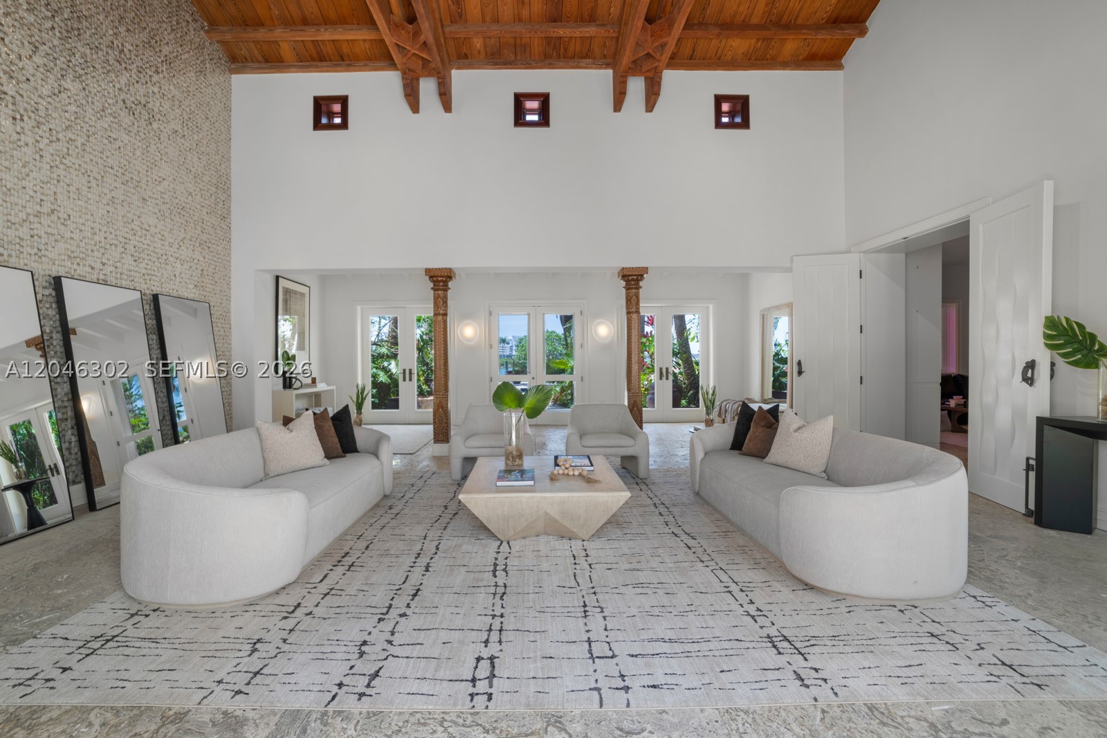 16 Palm Ave Miami Beach, FL 33139
