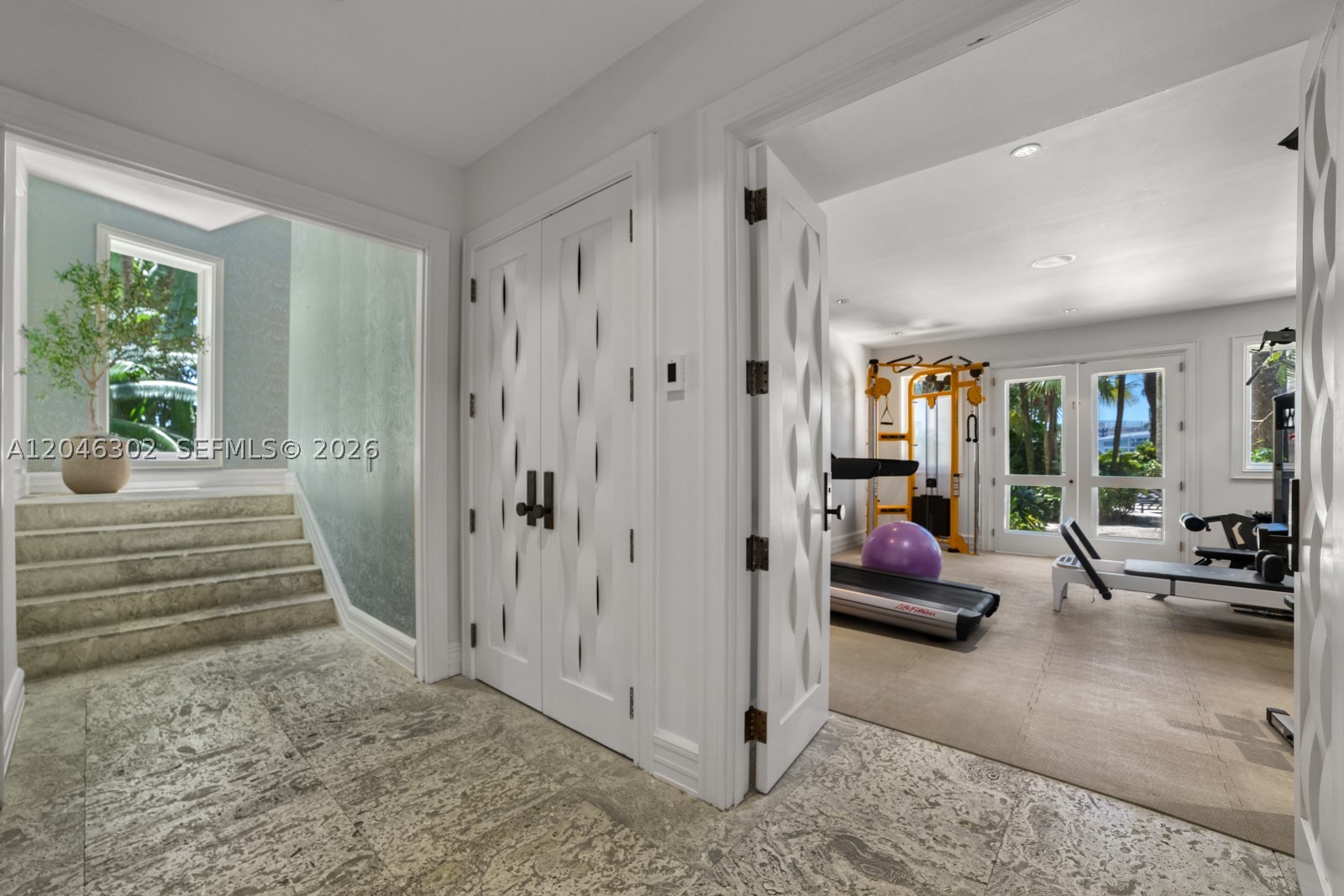 16 Palm Ave Miami Beach, FL 33139