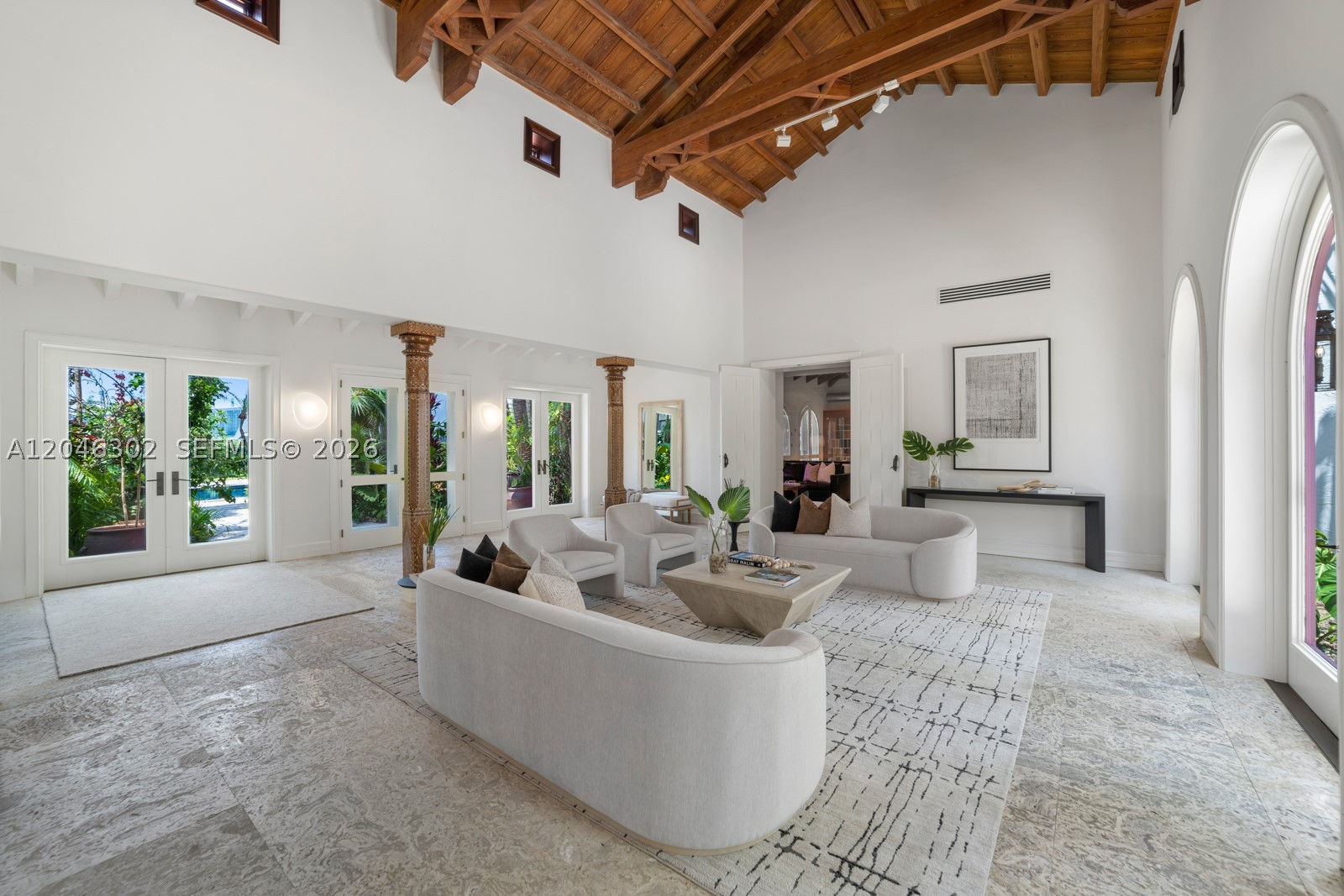 16 Palm Ave Miami Beach, FL 33139