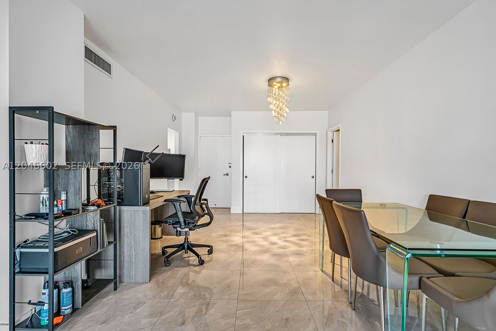 image Arlen House Condo9