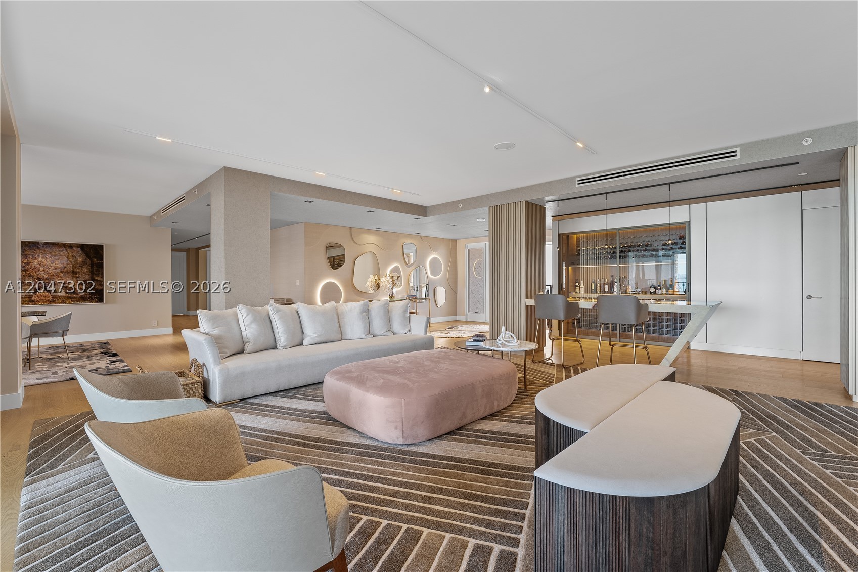 5242 Fisher Is Dr #5242 Miami Beach, FL 33109