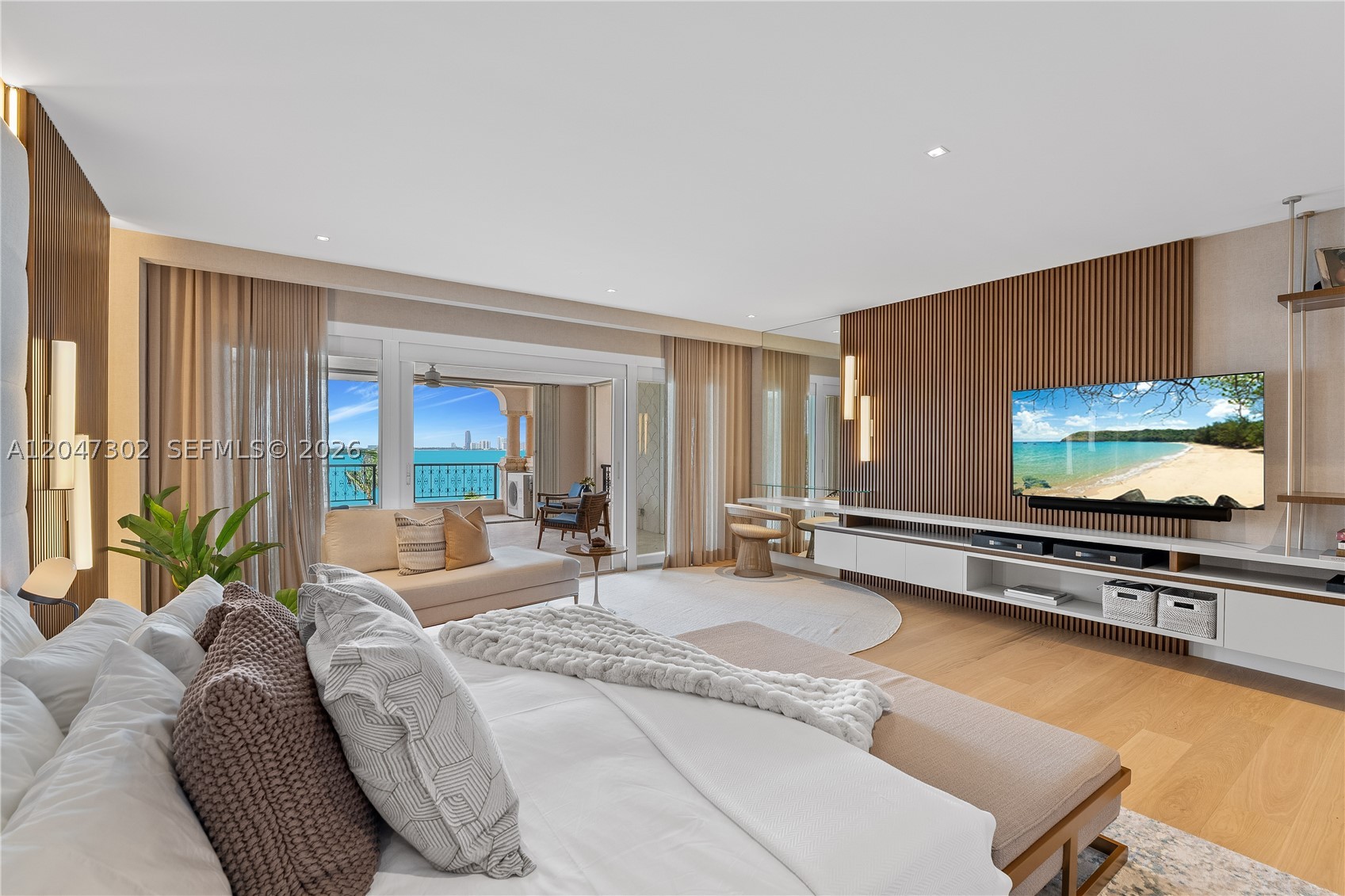 5242 Fisher Is Dr #5242 Miami Beach, FL 33109