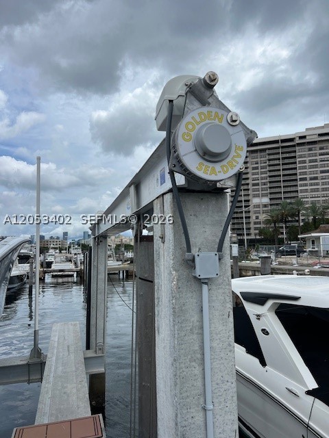 4 Grove Isle Dr Slip C-13rd Coconut Grove, FL 33133