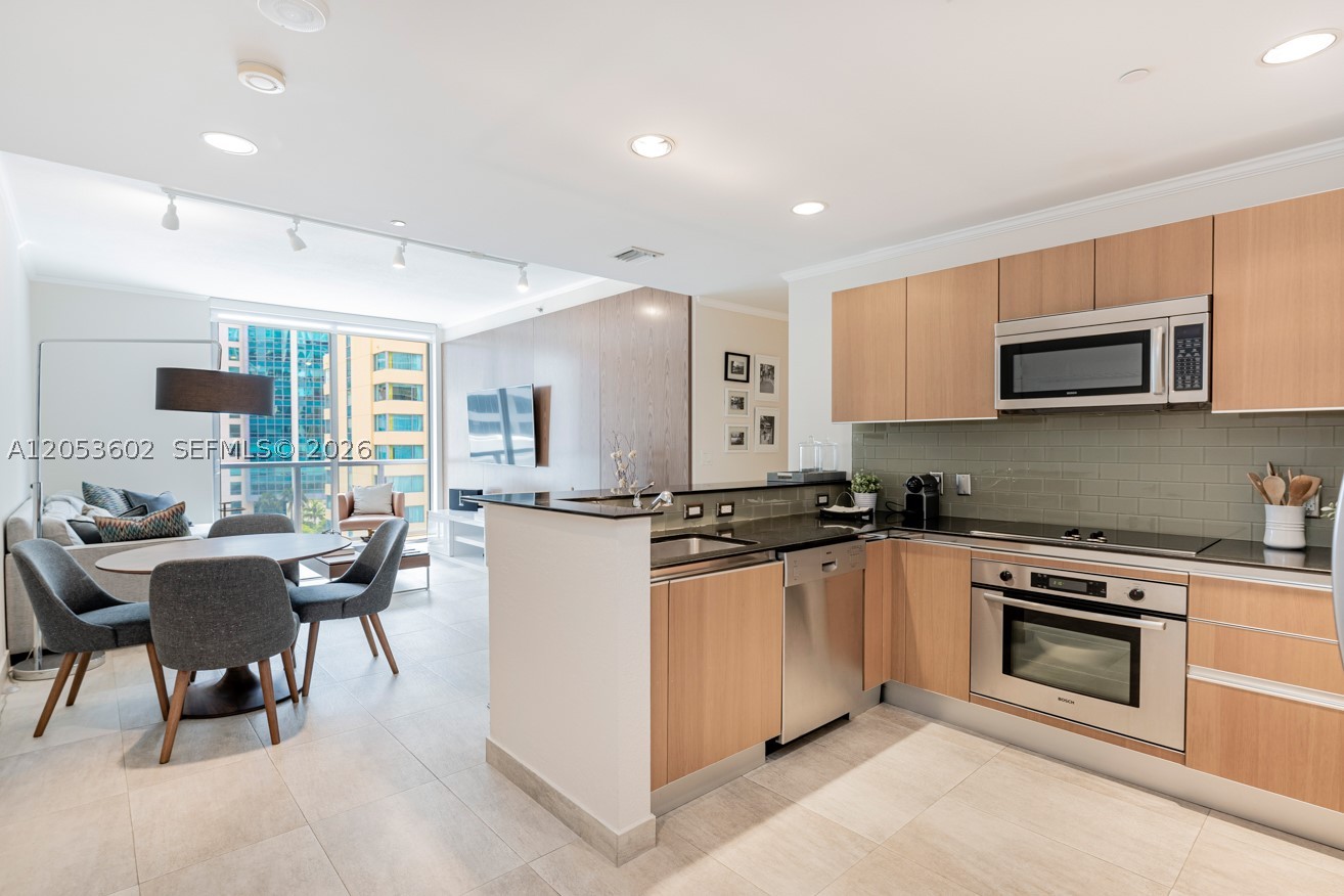 image 1060 Brickell - 106021