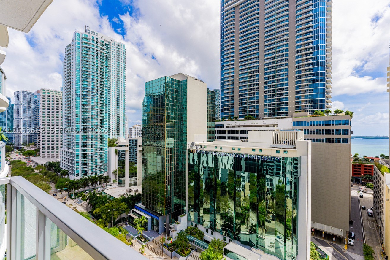 image 1060 Brickell - 106038