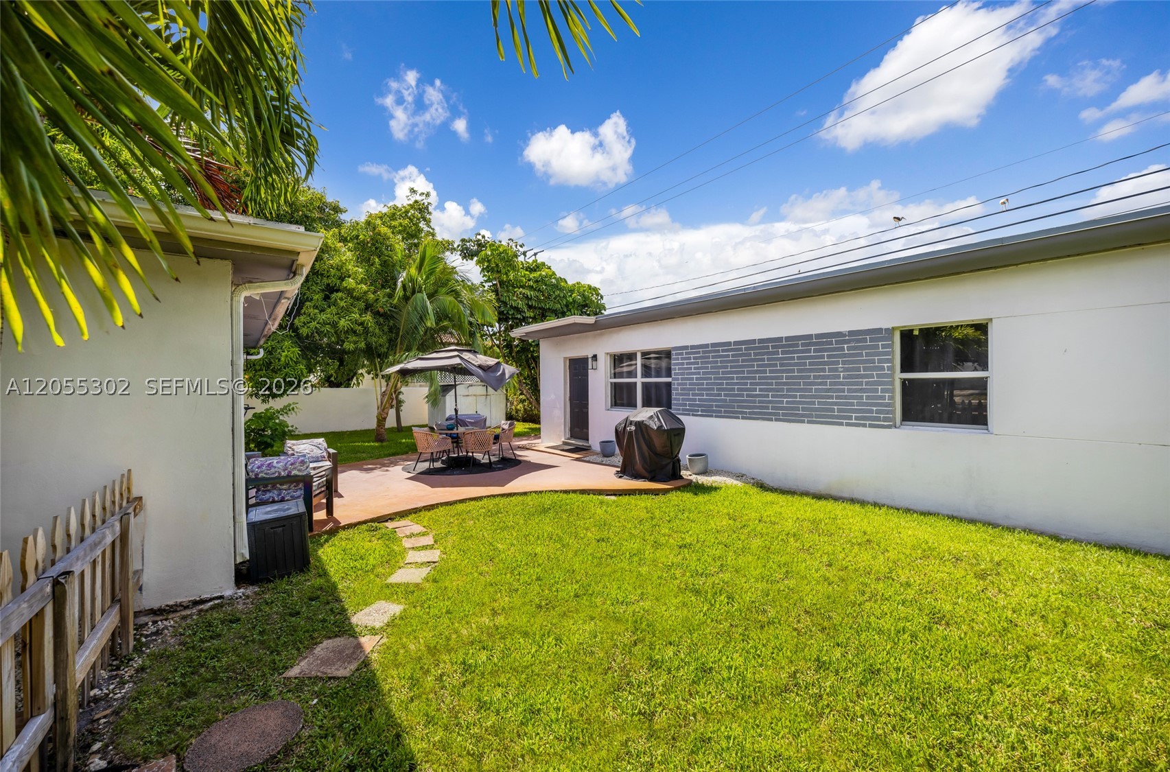 910 NE 81st St Miami, FL 33138