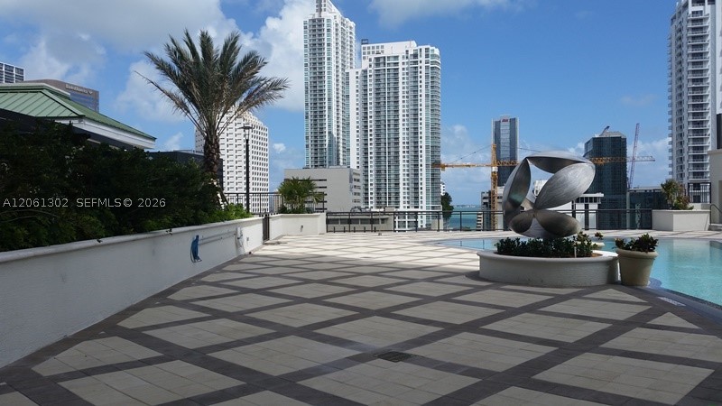 image Nine at Mary Brickell Village18