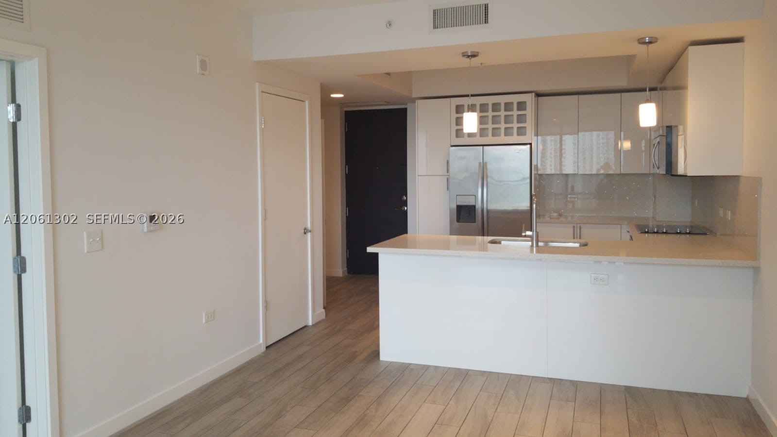 image Nine at Mary Brickell Village6