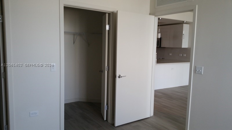 image Nine at Mary Brickell Village12