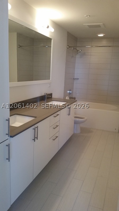image Nine at Mary Brickell Village13