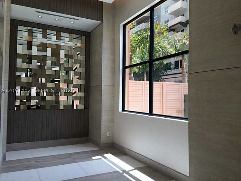 image Nine at Mary Brickell Village43