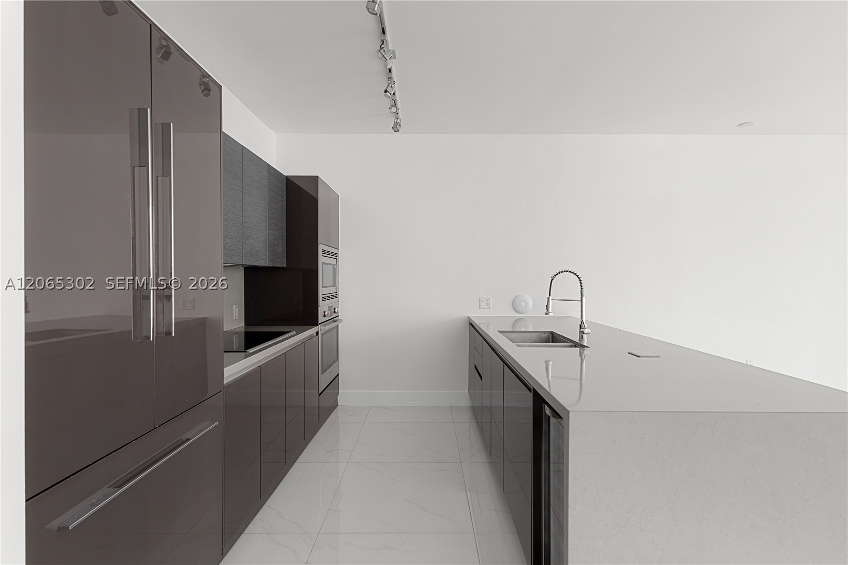 image The Bond on Brickell14