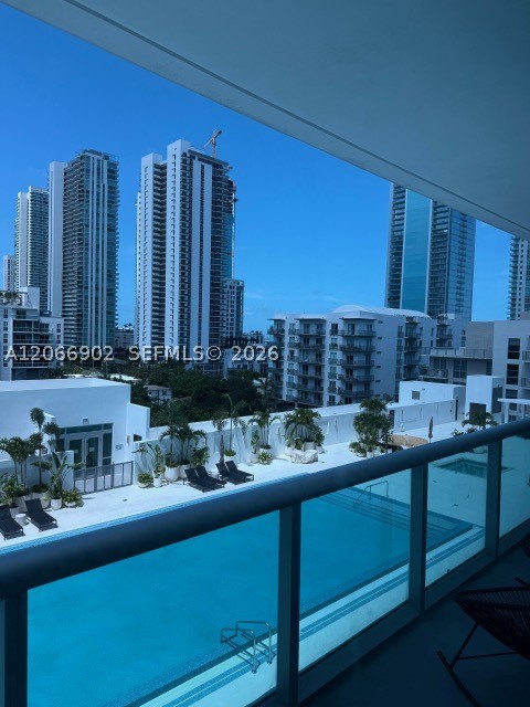 image Gallery Art Condos12