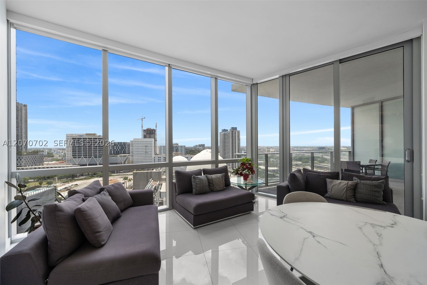 851 NE 1st Ave #1610
