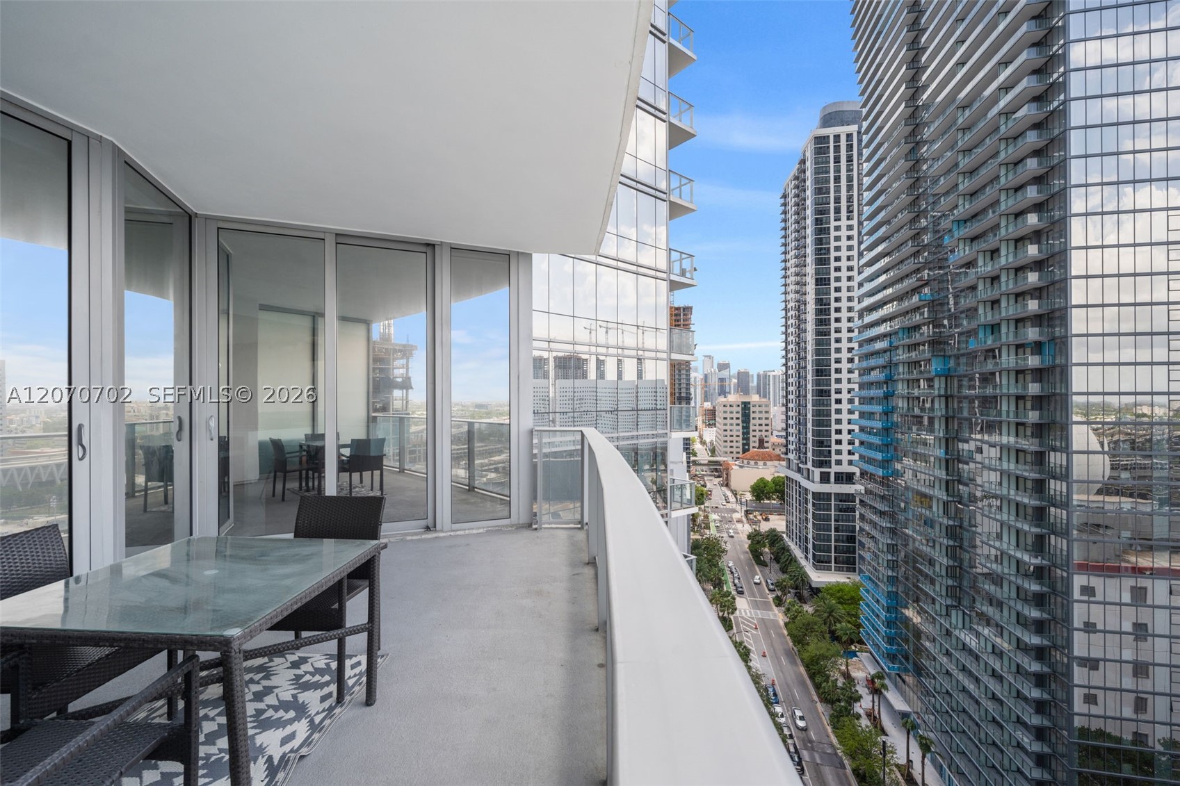 image Paramount Miami Worldcenter7