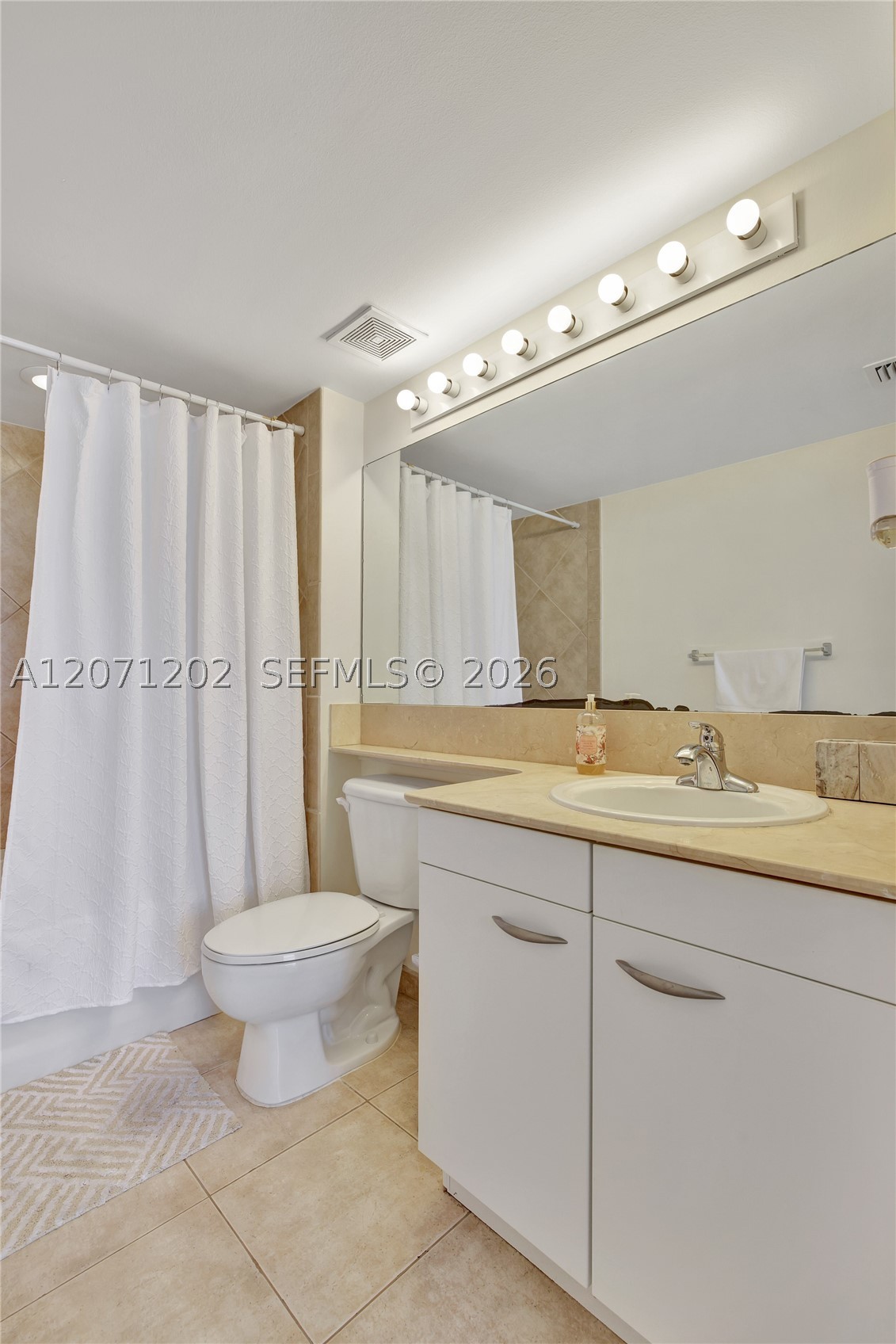 image 2080 Ocean Drive18