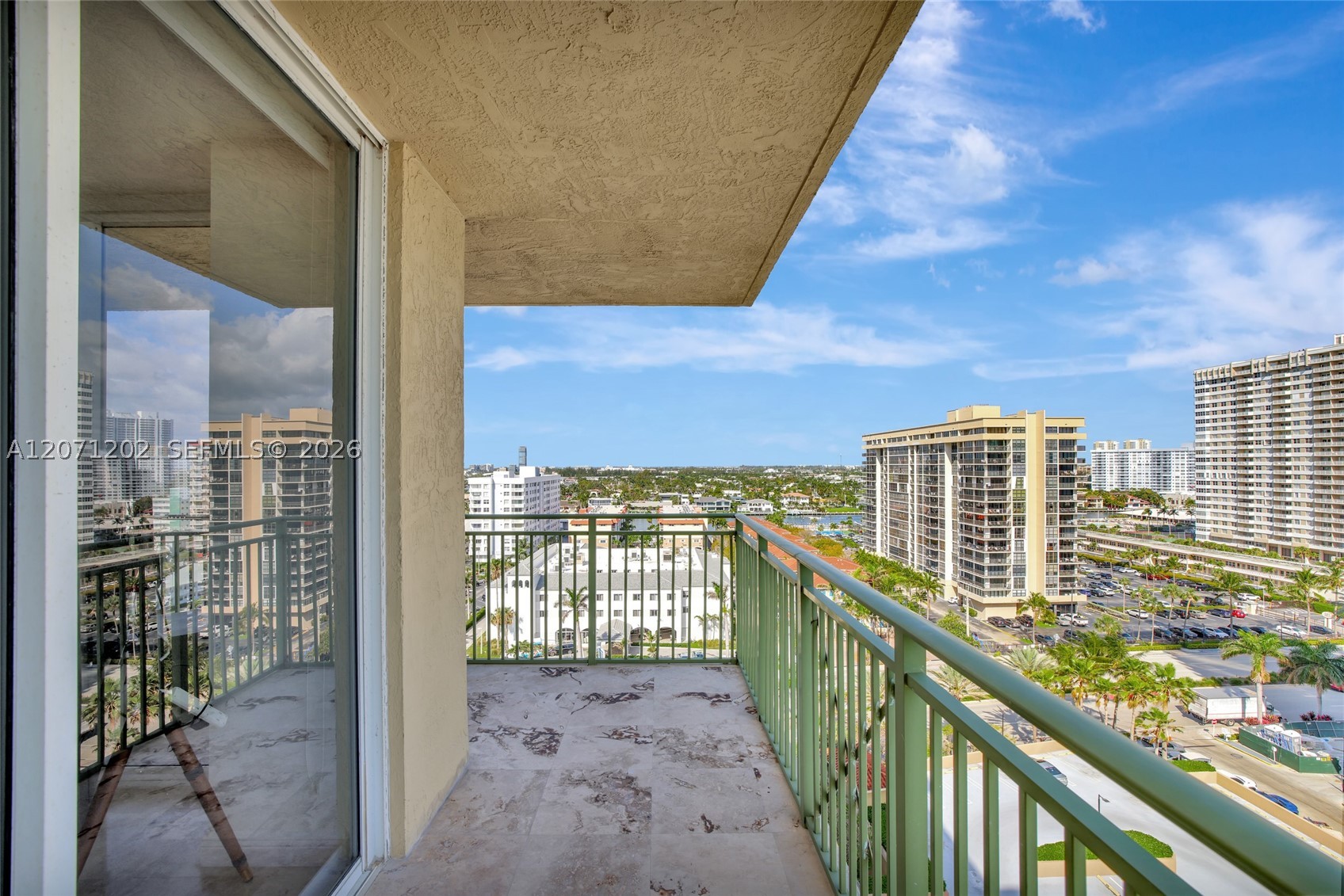image 2080 Ocean Drive30