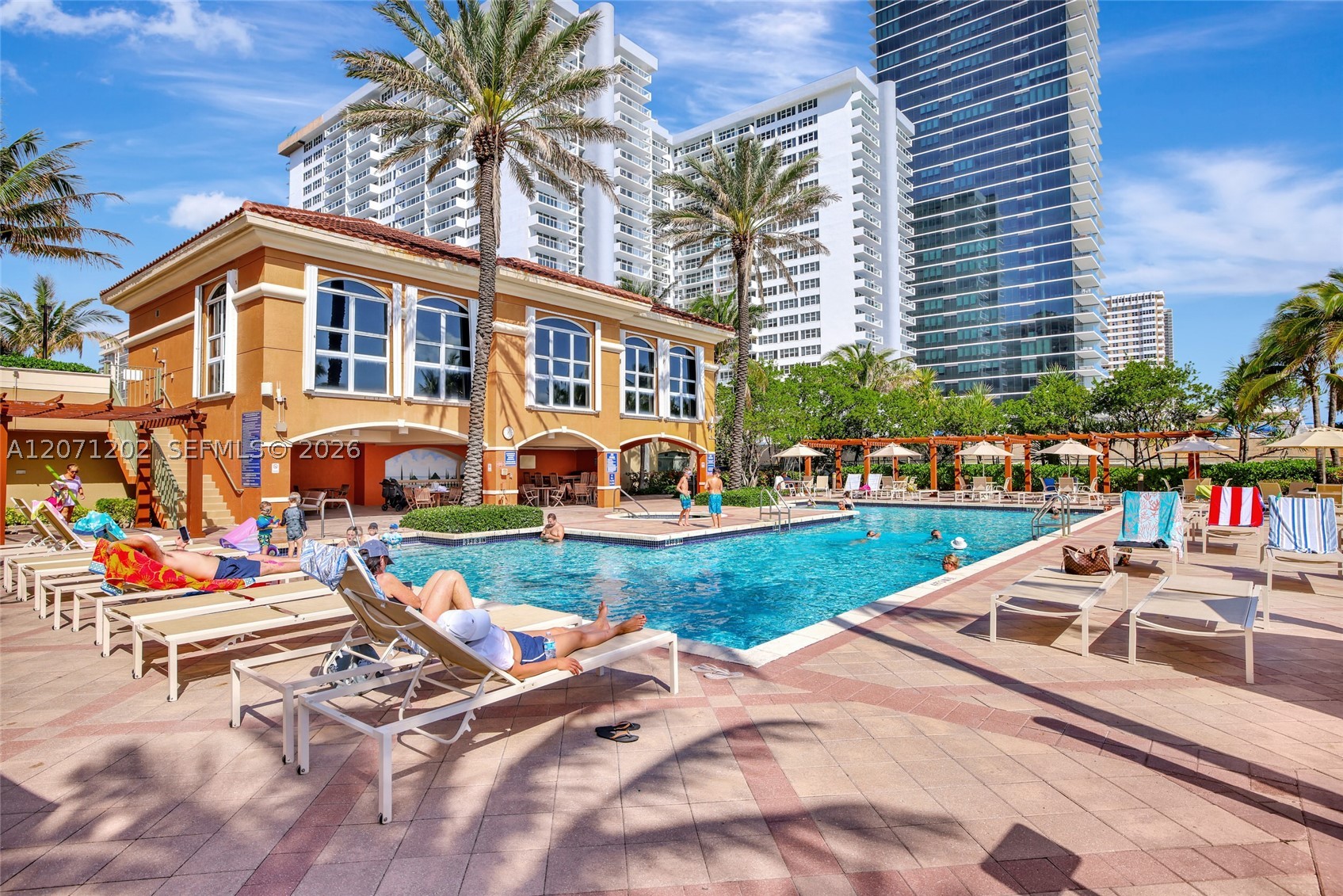 image 2080 Ocean Drive39