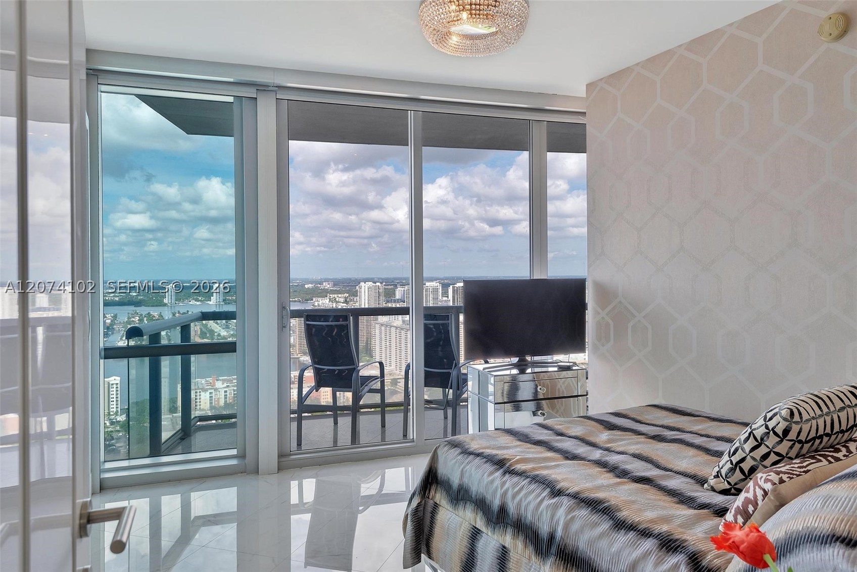 17121 Collins Ave #4201 Sunny Isles Beach, FL 33160