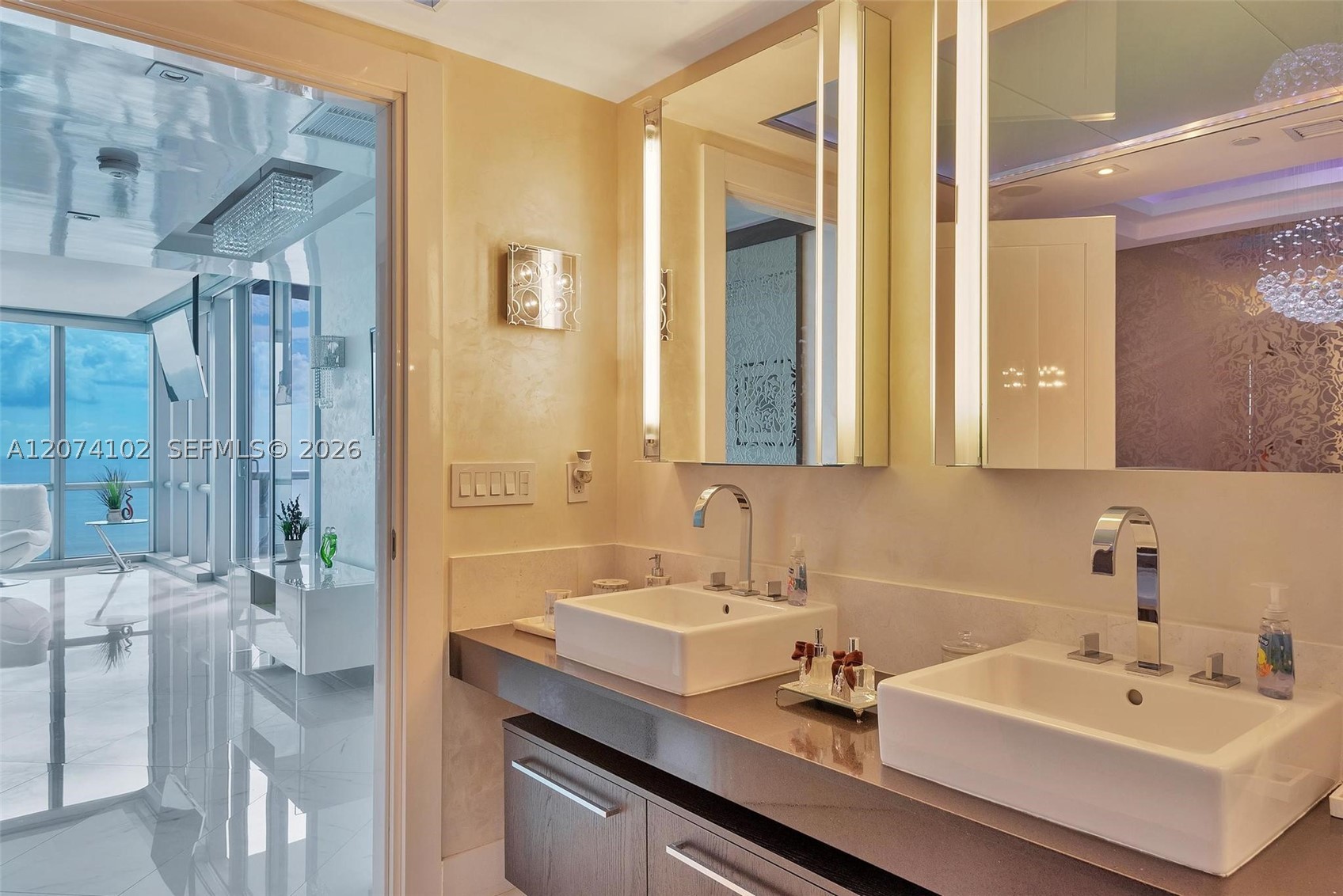 17121 Collins Ave #4201 Sunny Isles Beach, FL 33160