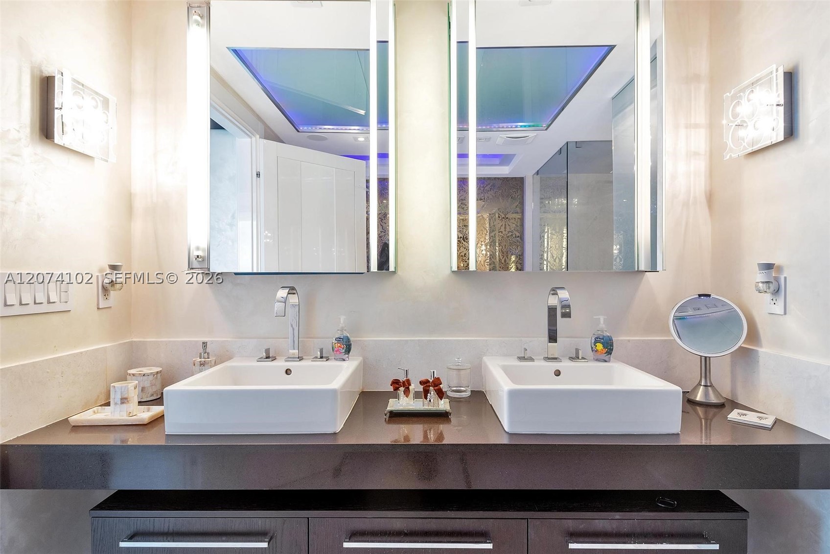 17121 Collins Ave #4201 Sunny Isles Beach, FL 33160