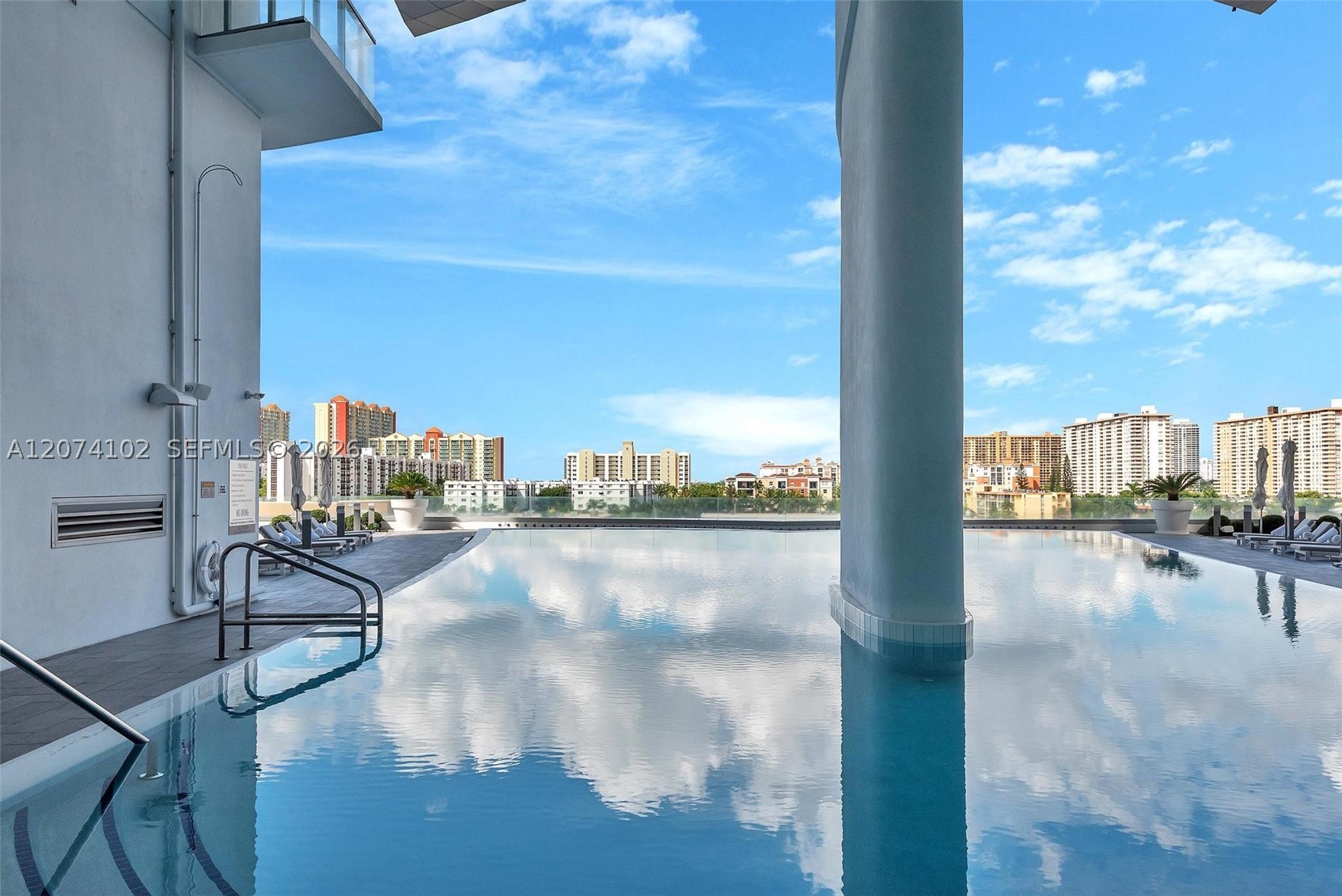 17121 Collins Ave #4201 Sunny Isles Beach, FL 33160