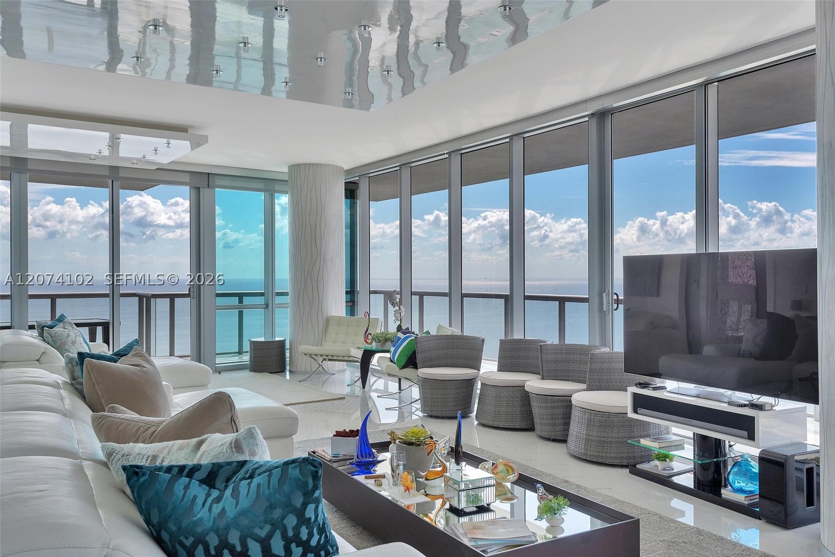 17121 Collins Ave #4201 Sunny Isles Beach, FL 33160