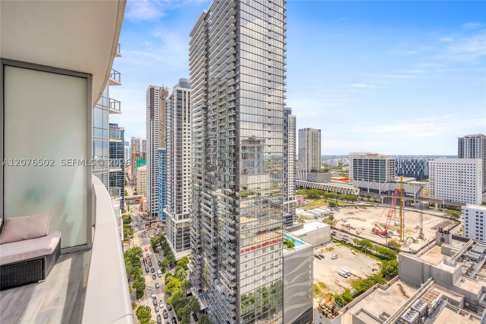 851 NE 1st Ave #2408 Miami, FL 33132