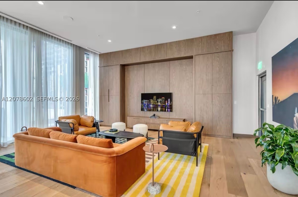image The Crosby Miami Worldcenter7