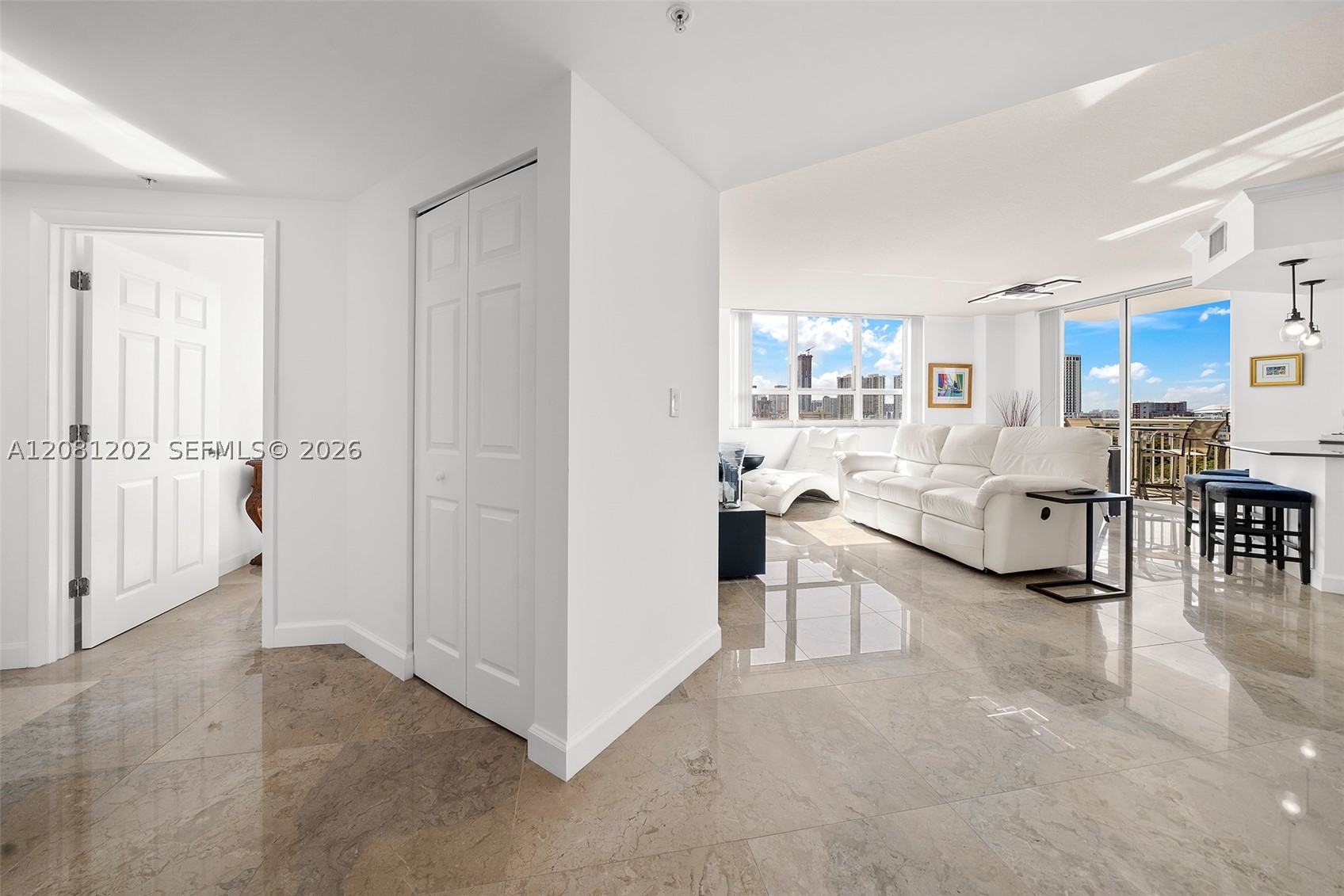 2000 N Bayshore Dr #1502 Miami, FL 33137
