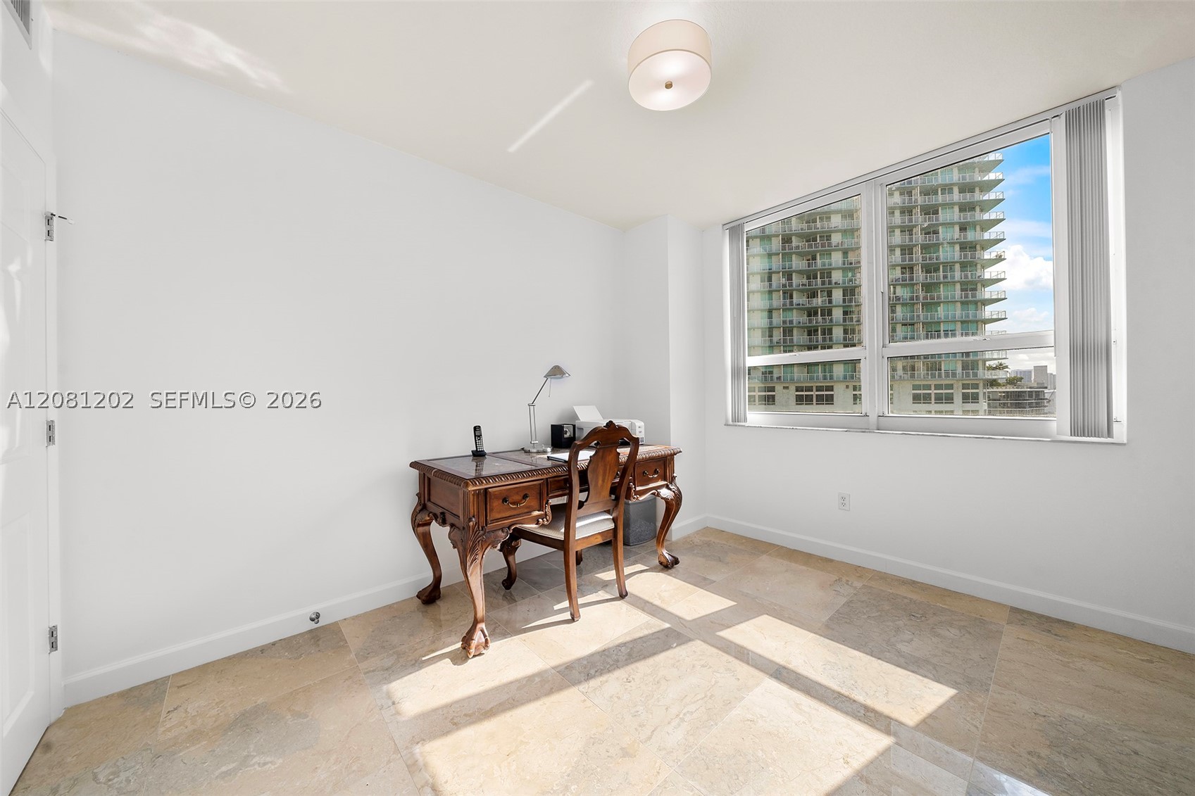 2000 N Bayshore Dr #1502 Miami, FL 33137