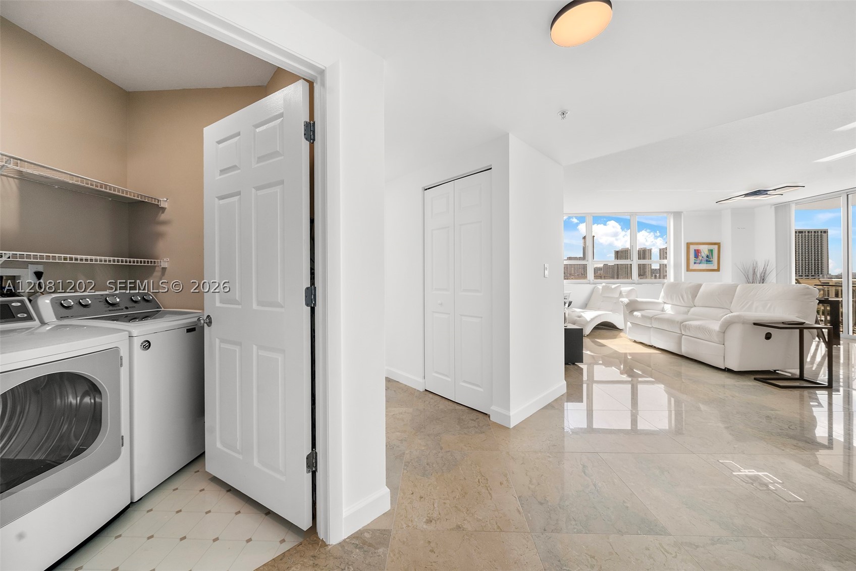 2000 N Bayshore Dr #1502 Miami, FL 33137