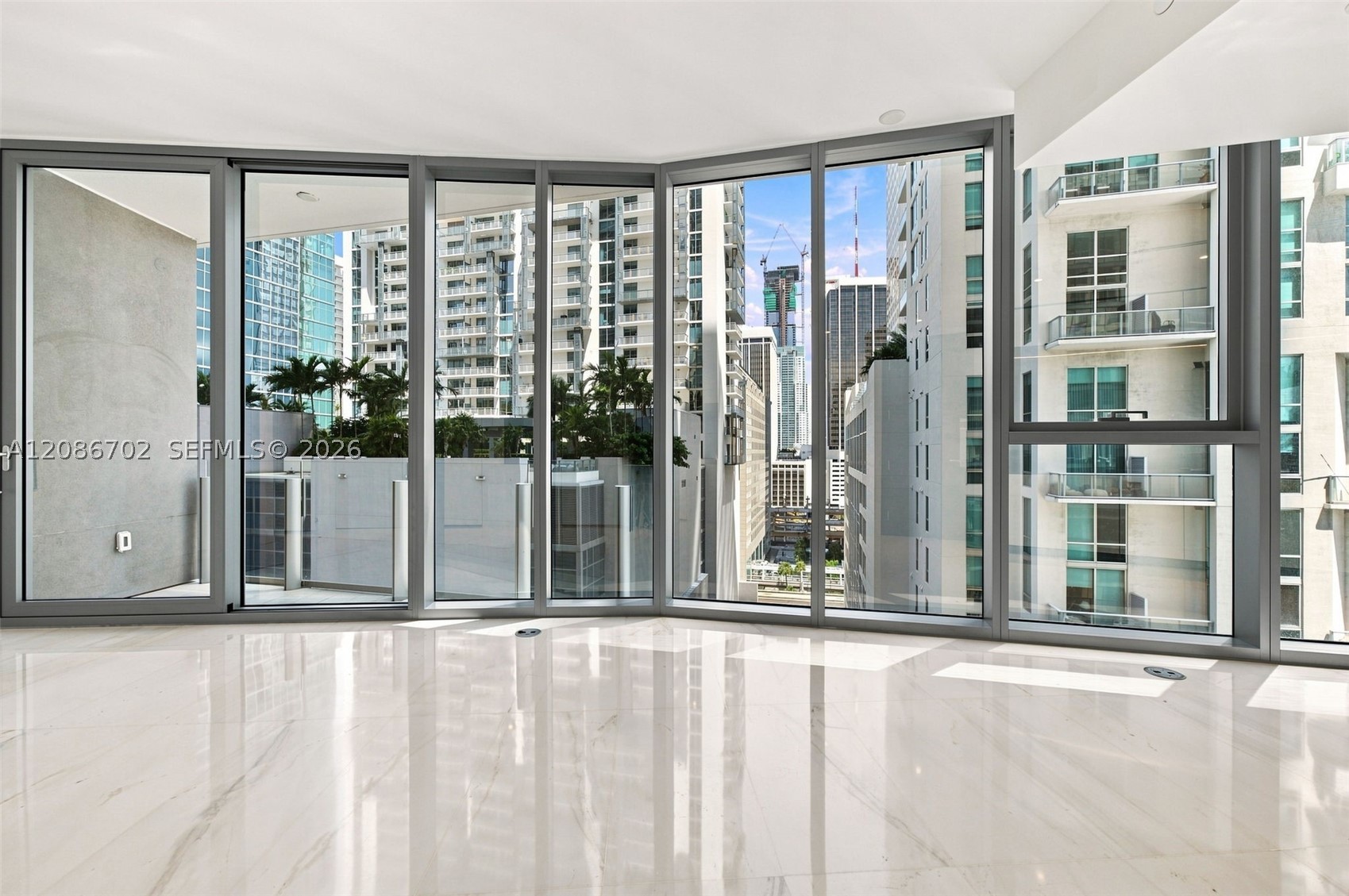 image Aston Martin Residences12