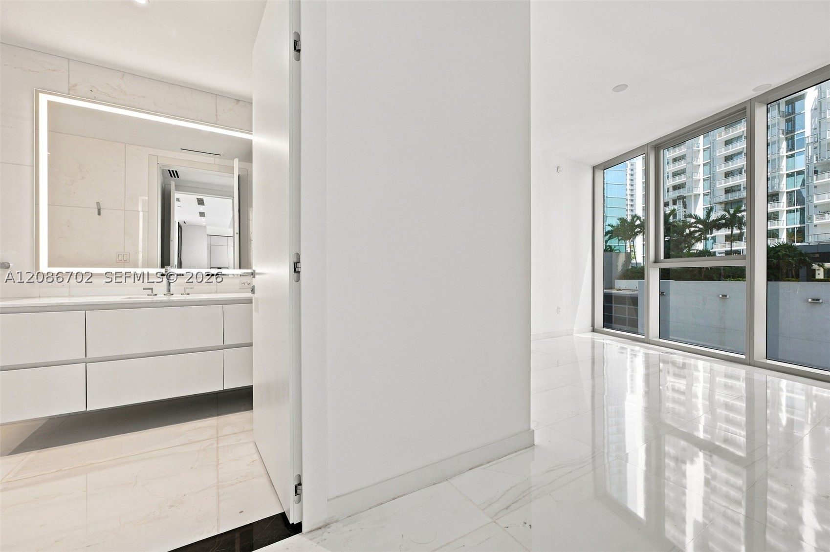 image Aston Martin Residences15