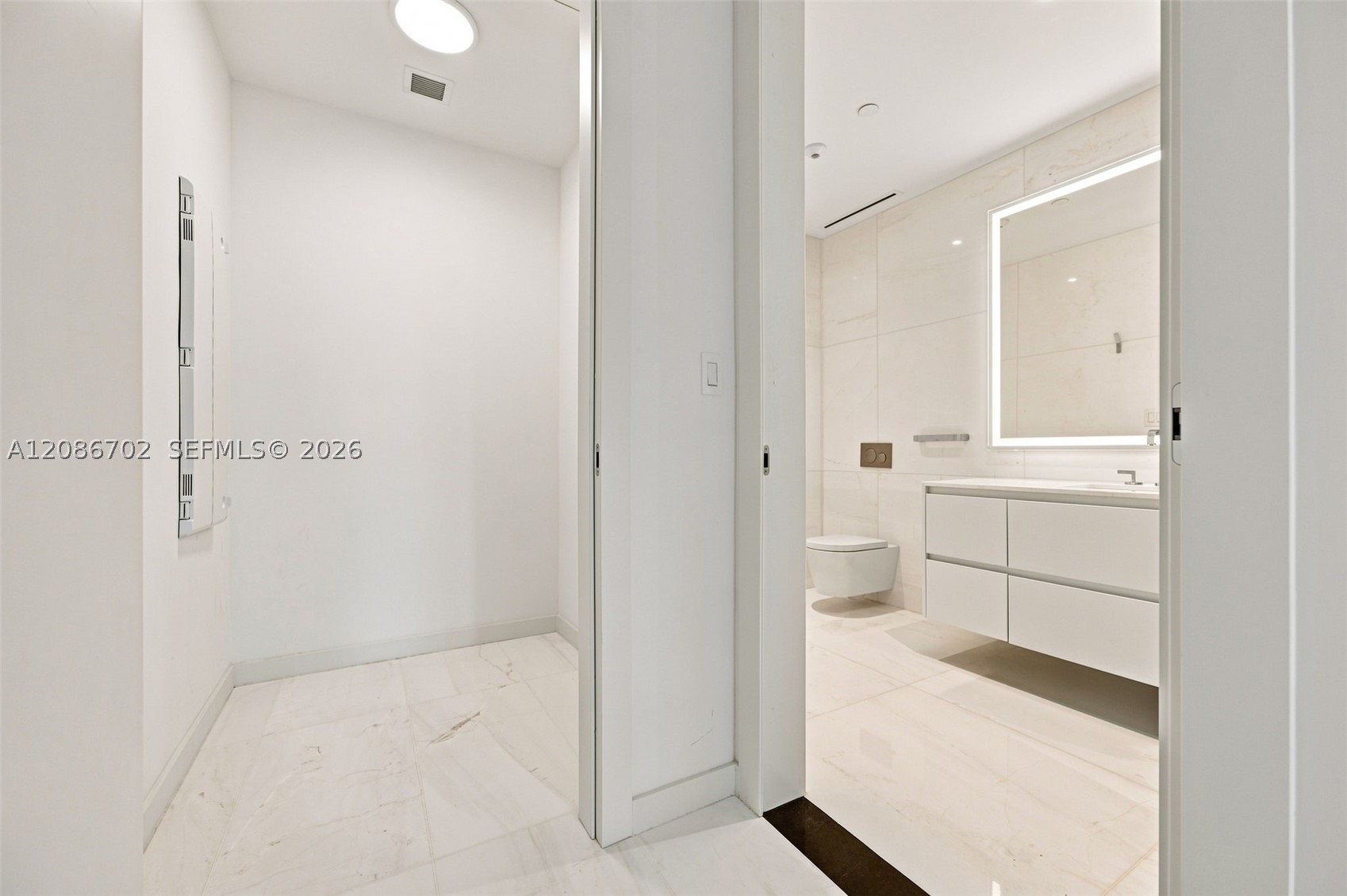 image Aston Martin Residences18