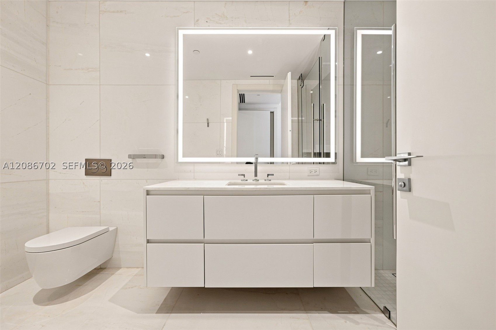 image Aston Martin Residences19