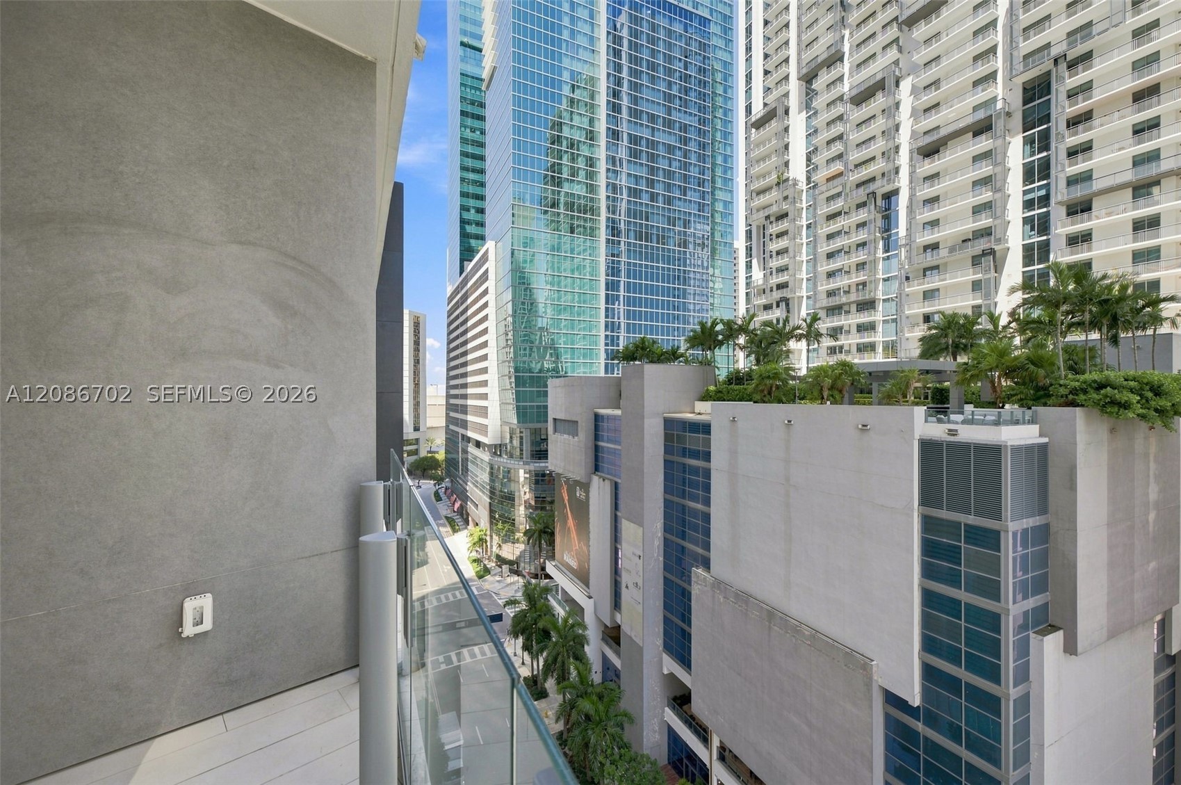 image Aston Martin Residences22
