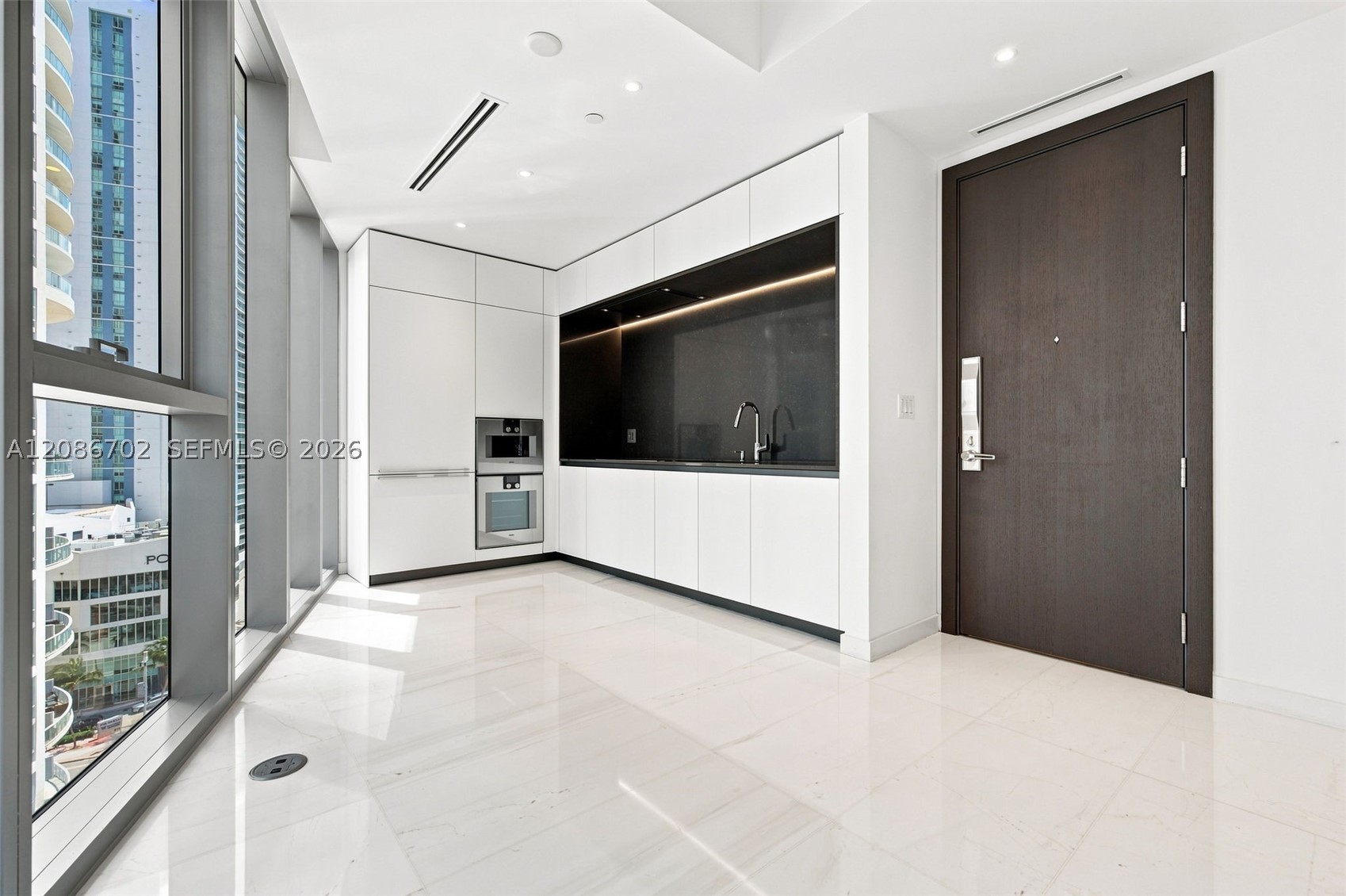 image Aston Martin Residences2