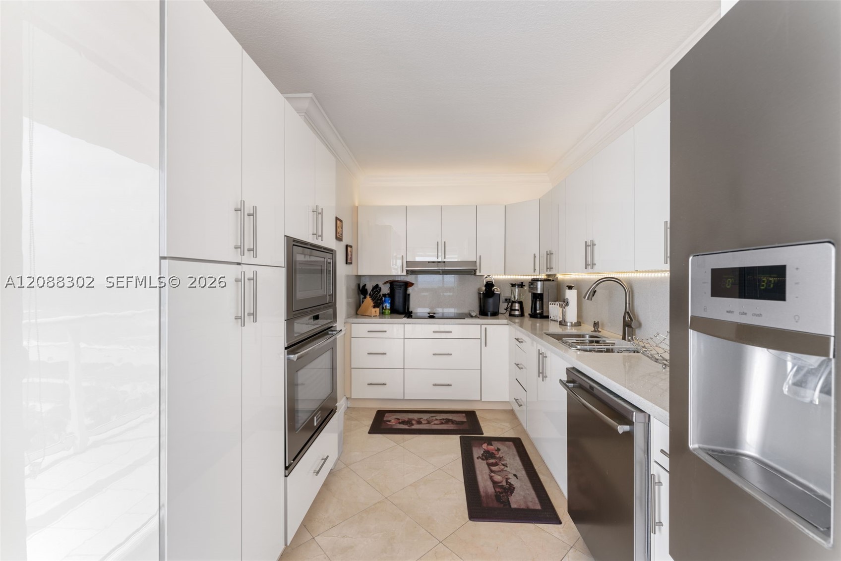 8855 Collins Ave #8J Surfside, FL 33154