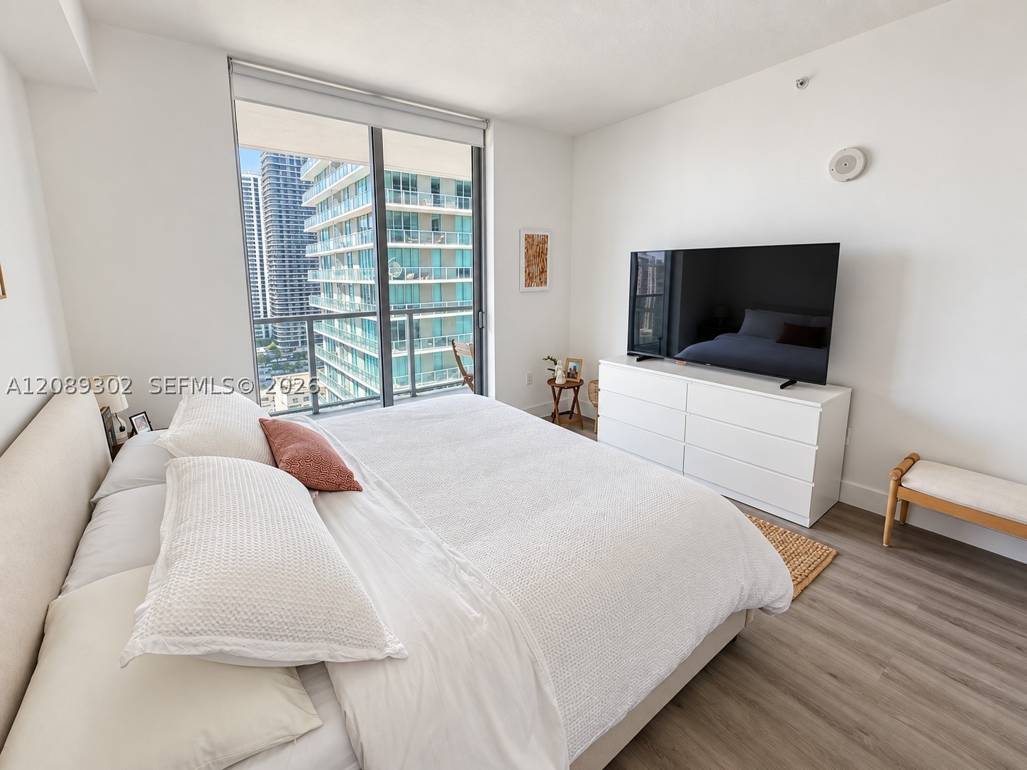 image Axis on Brickell South8