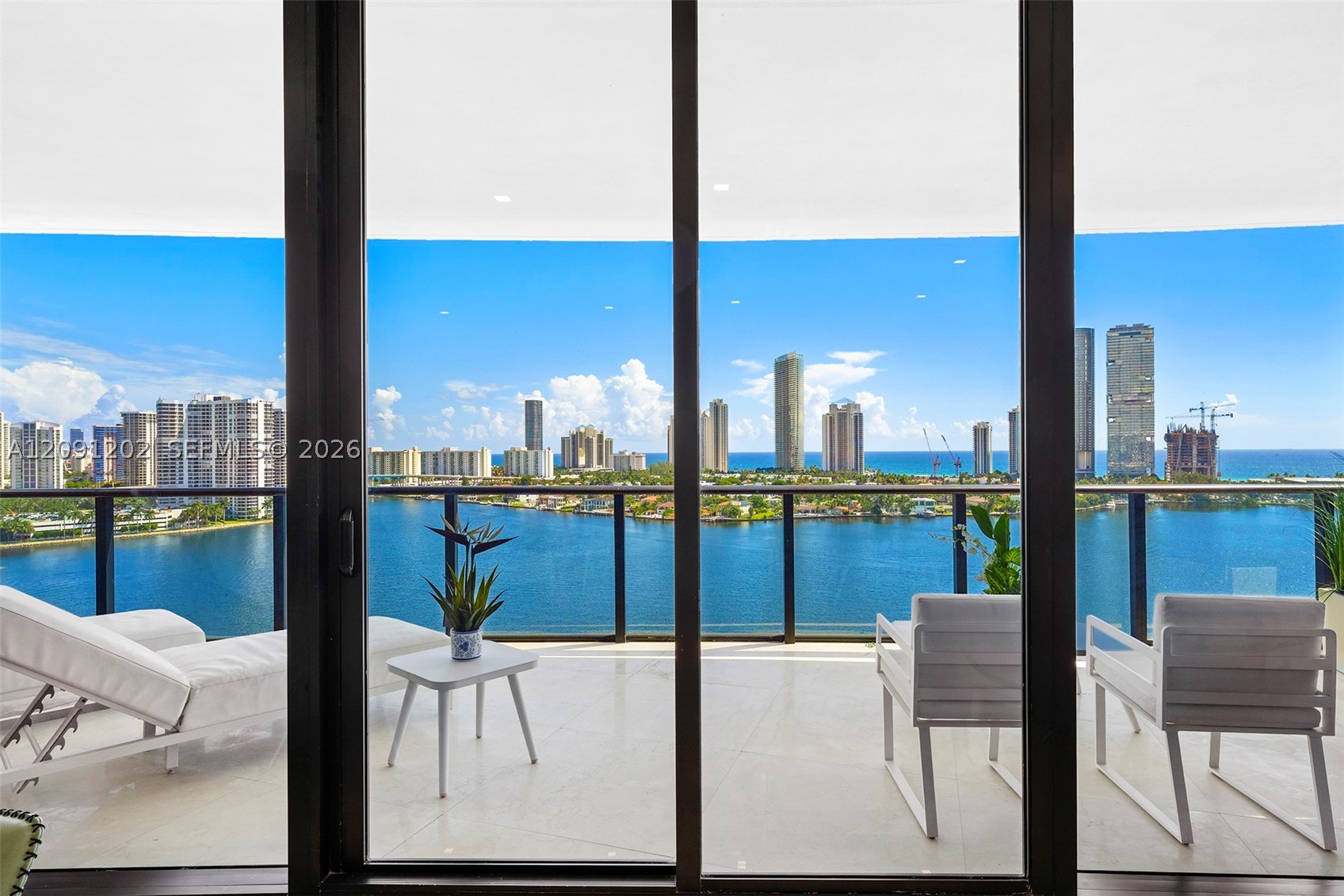 image Prive24