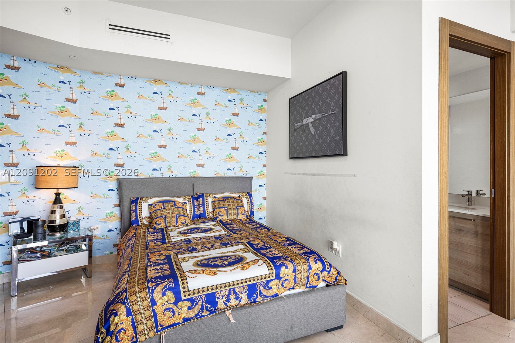 image Prive56